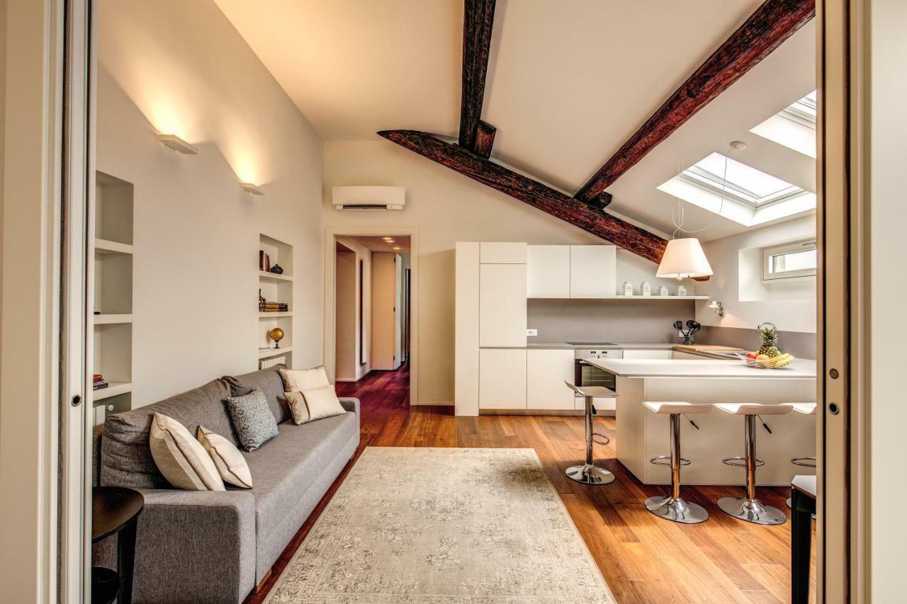 Luxurious Apartment In מילאנו מראה חיצוני תמונה
