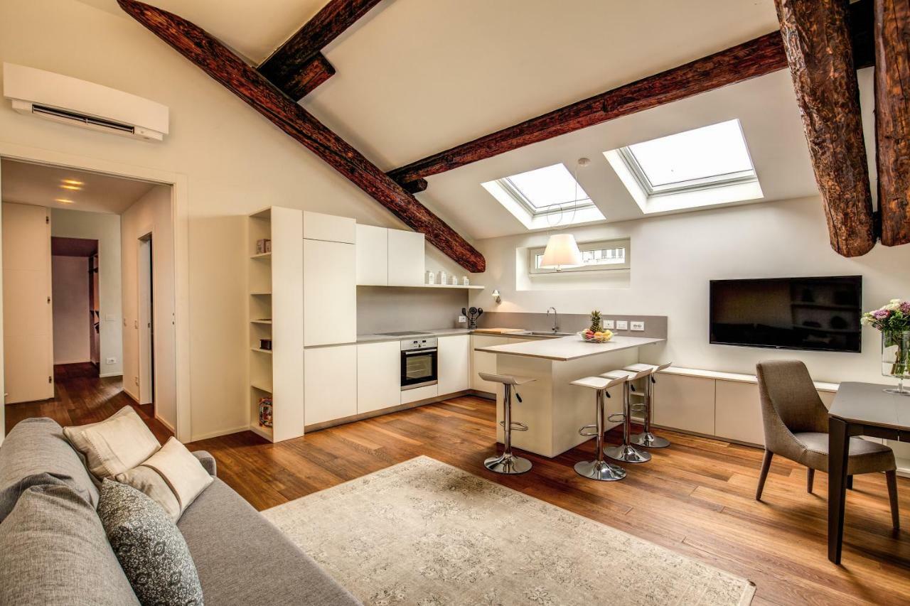 Luxurious Apartment In מילאנו מראה חיצוני תמונה
